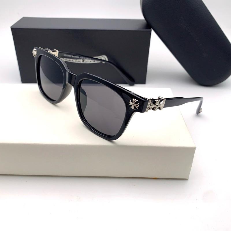 Unisex CH Close-Up Frames, Fashionable Near-Frame Glasses - Black Silver